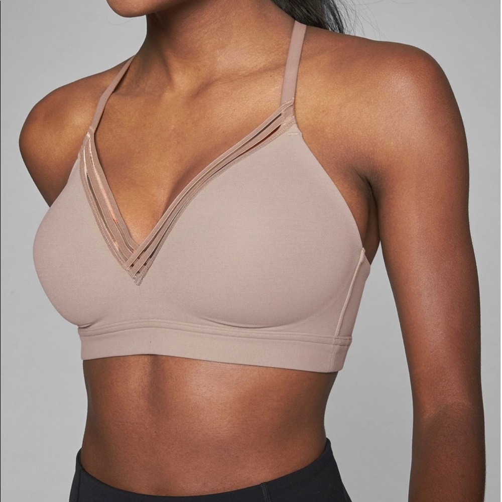 Athleta Everyday Bra D-DD (pale pink)